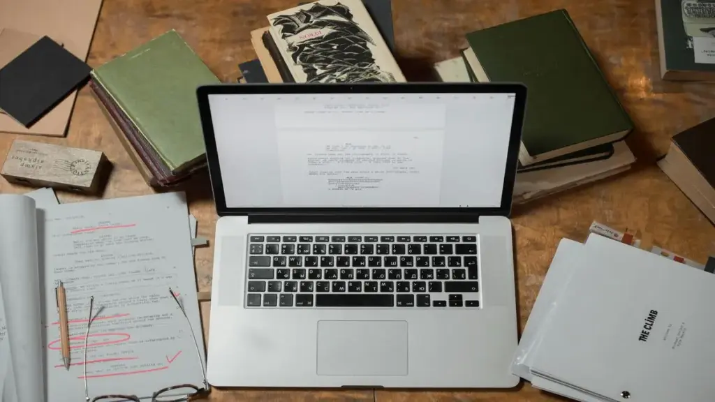 biaya menerbitkan buku referensi