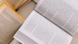 Poin KUM Buku
